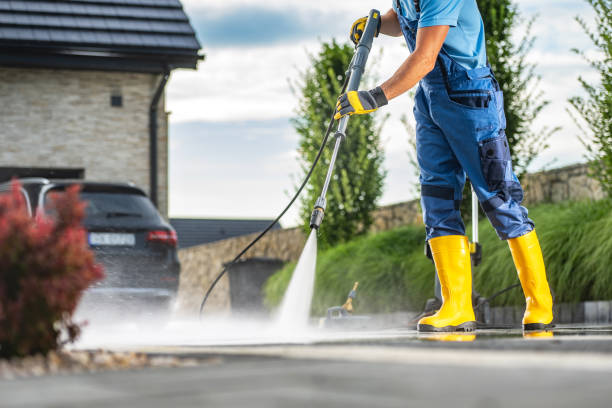 Best Concrete Pressure Washing  in Nicholson, MS